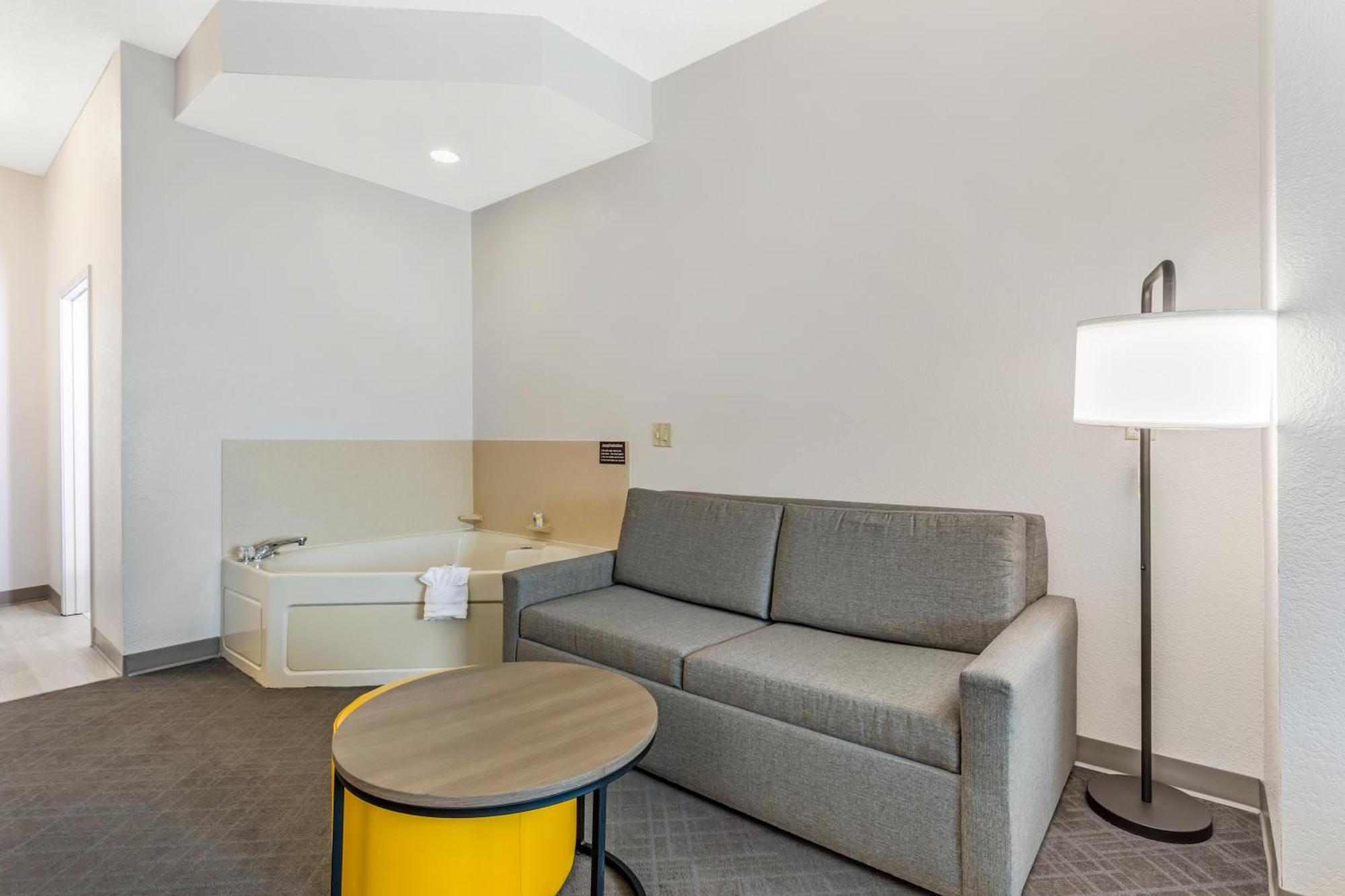 Comfort Suites Накодочес Екстериор снимка