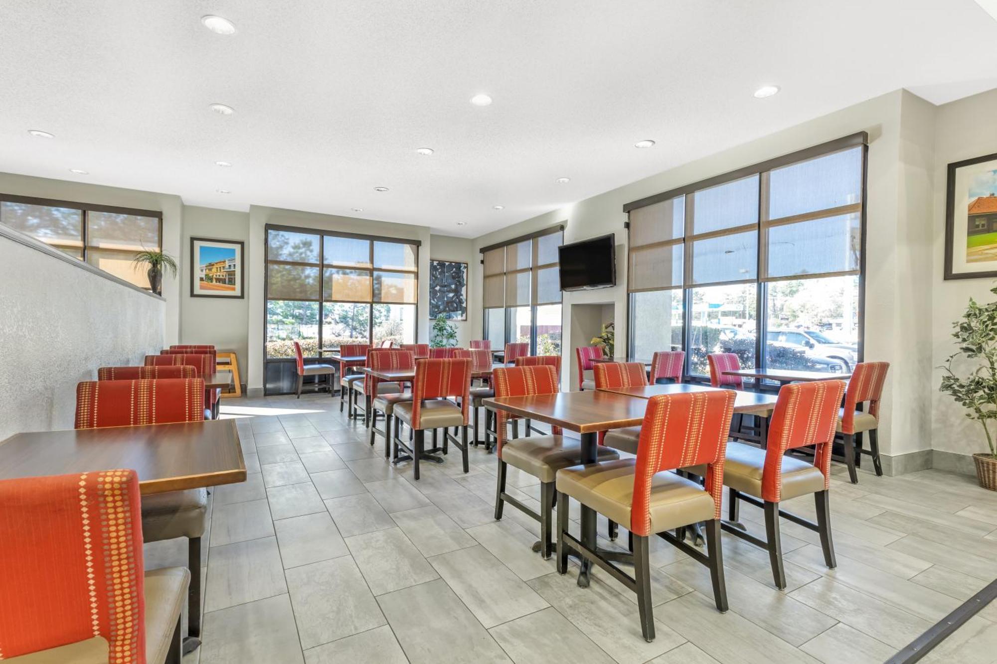 Comfort Suites Накодочес Екстериор снимка