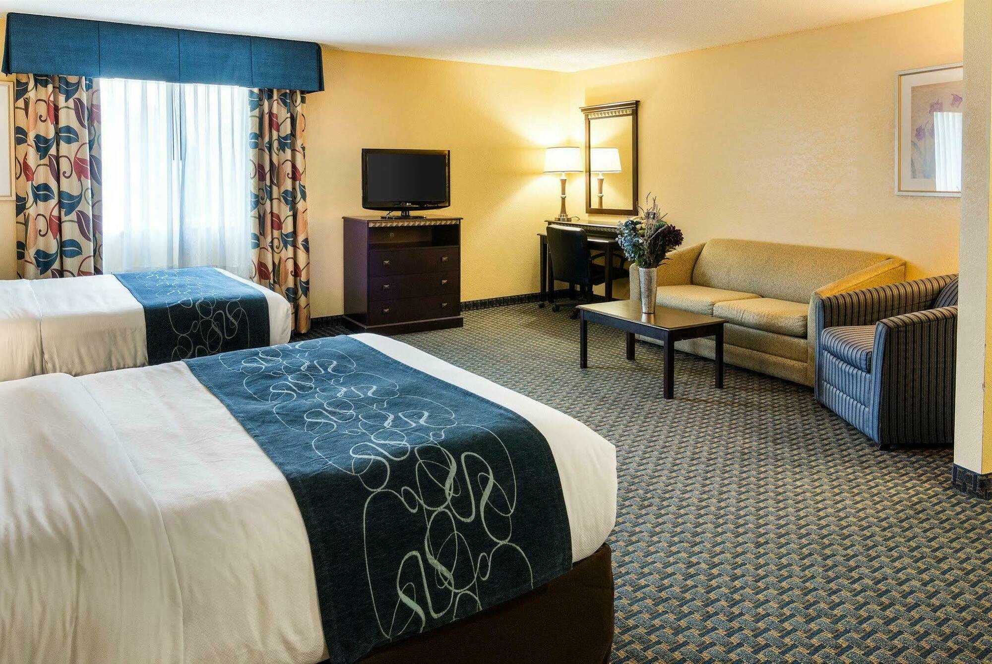 Comfort Suites Накодочес Екстериор снимка